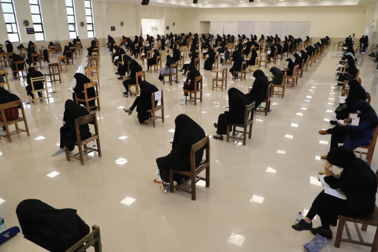 دومین روز از نهمین آزمون استخدامی متمرکز دستگاههای کشور(آموزش پرورش) در دانشگاه بیرجند برگزار شد