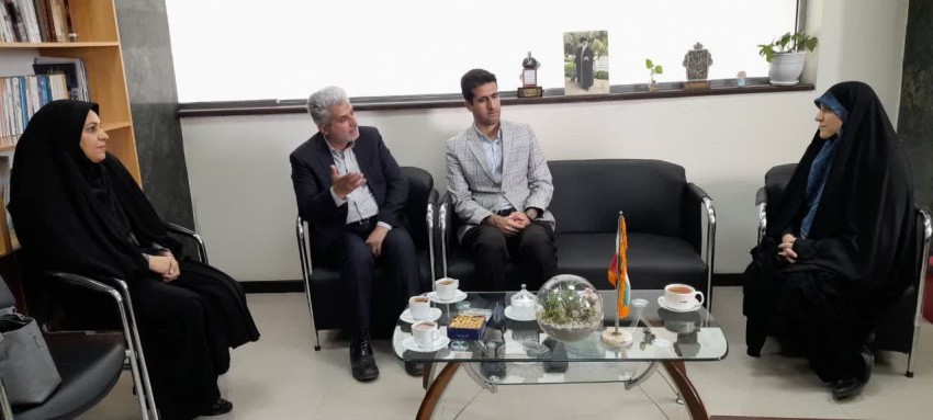 دیدار مشاور رئیس دانشگاه در امور بانوان با مدیر کل دفتر امور بانوان استانداری