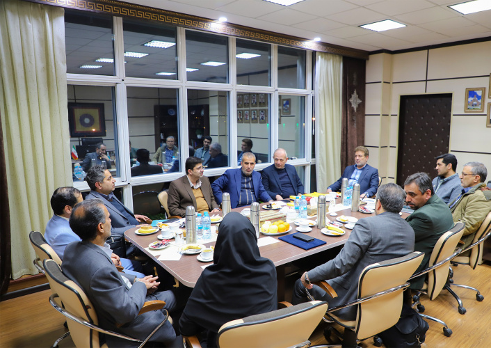 بررسی وضعیت دانشگاهها و چالشهای دانشجویی با حضور معاون امور دانشجویان داخل سازمان امور دانشجویان